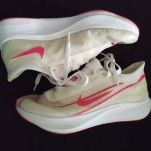 Nike Zoom Flex Tennis Shoes Size 6.5
